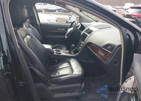 2015 Lincoln Mkx z USA, uszkodzony, nr VIN 2LMDJ8JK5FBL26574